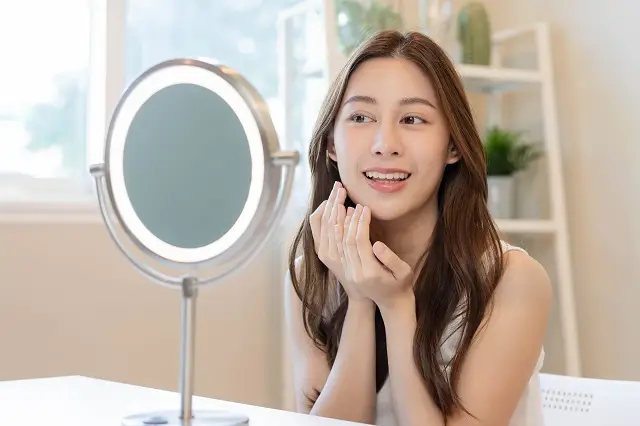 Skin Deep Science: Dermatology Summer Programs for High School Students